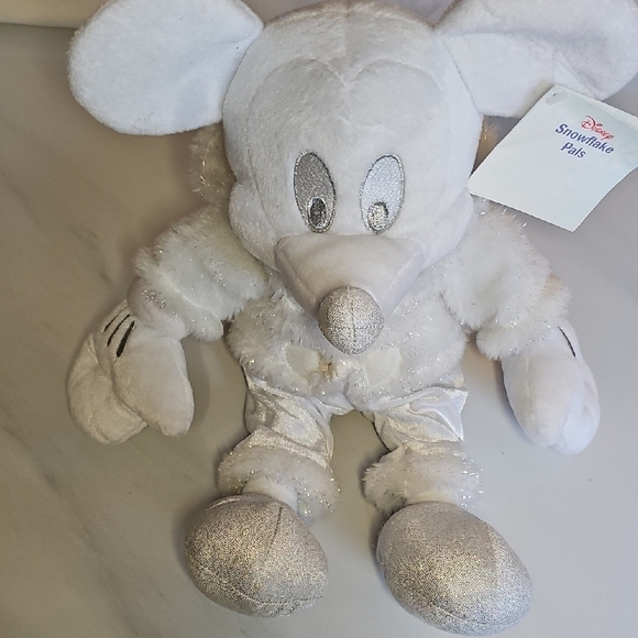 Disney Other - Disney Mickey Snowflake Pals Plush